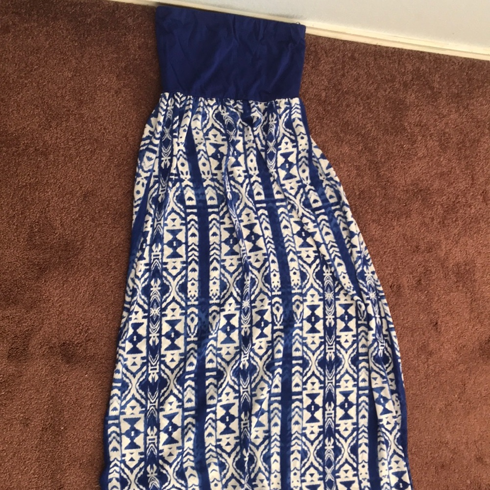 Strapless dress